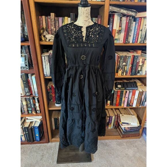 Free People Dresses & Skirts - Free People Women's S Black Crocheted Lace Detail Cutout Long Sleeve Midi Dress